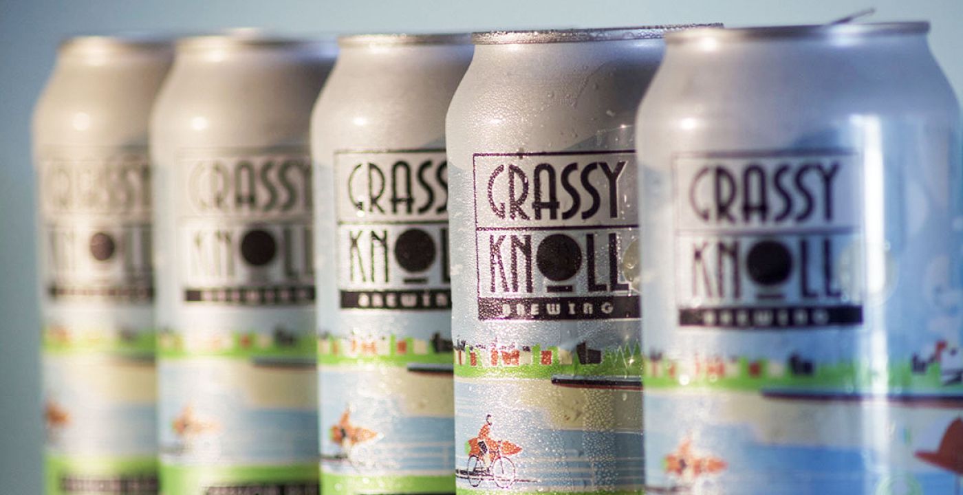 Who Brews Grassy Knoll Beers?